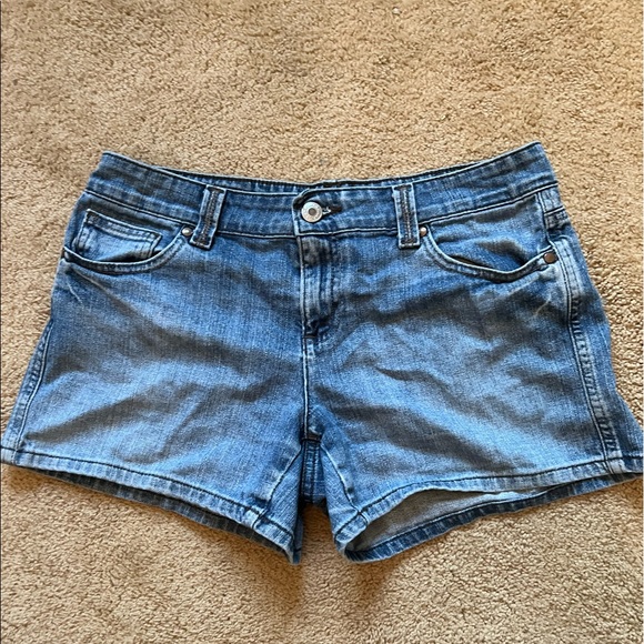 Y2K Lowrise Tommy Hilfiger Jean Shorts - Picture 1 of 5